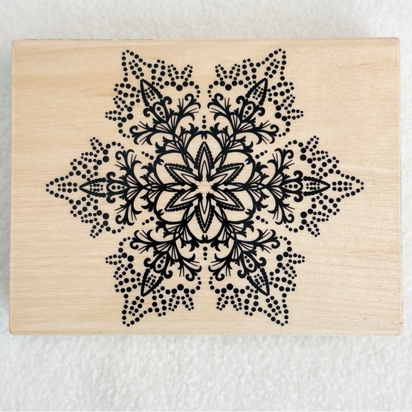 Hero Arts Crafts NWT Snowflake Wood Mounted Rubber Stamp - Picture 3 of 13